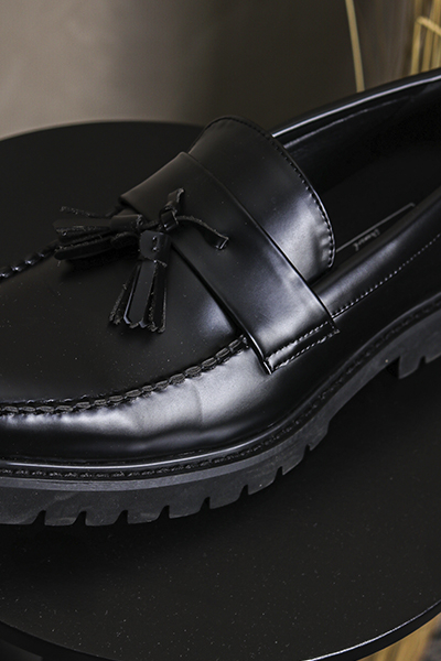 Liebhaveri Tassel Loafer Black